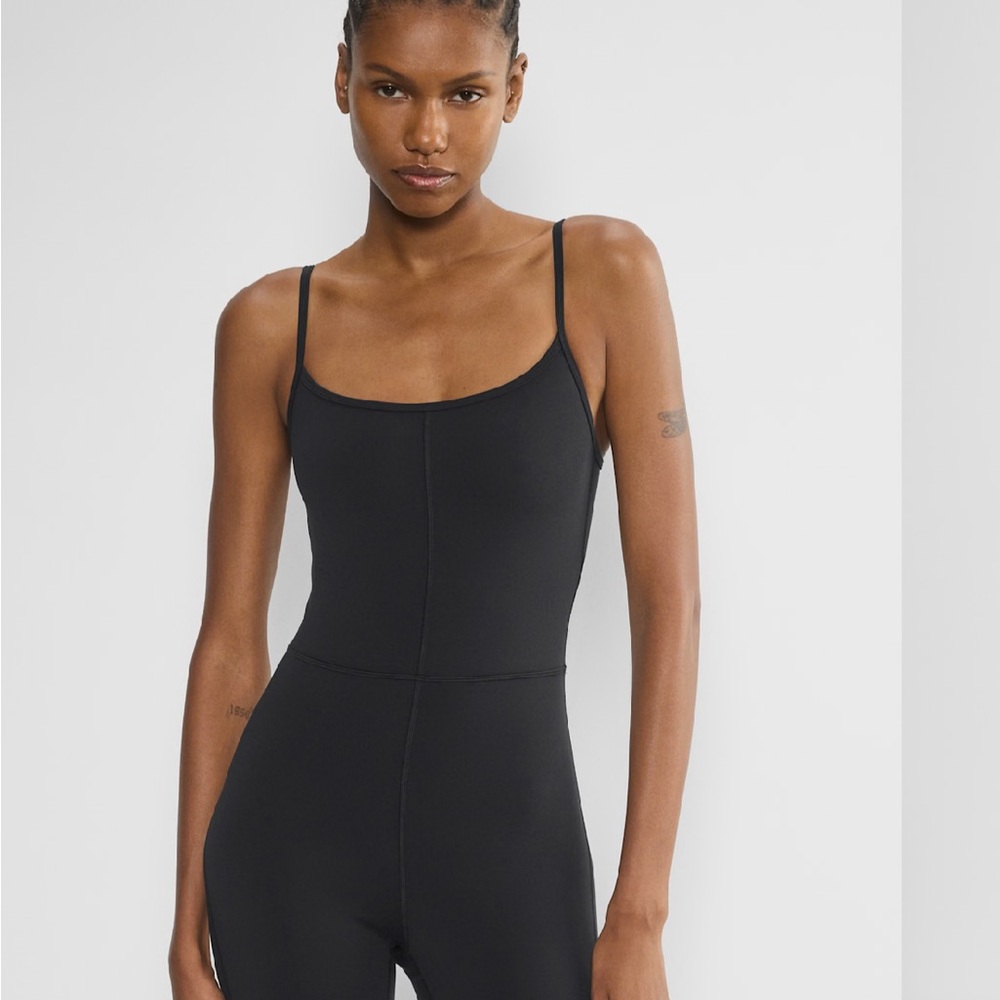 Aritzia LIFE Athleisure Onesie Wilfred Free Divinity Jumpsuit
Size XS - Picture 2 of 8